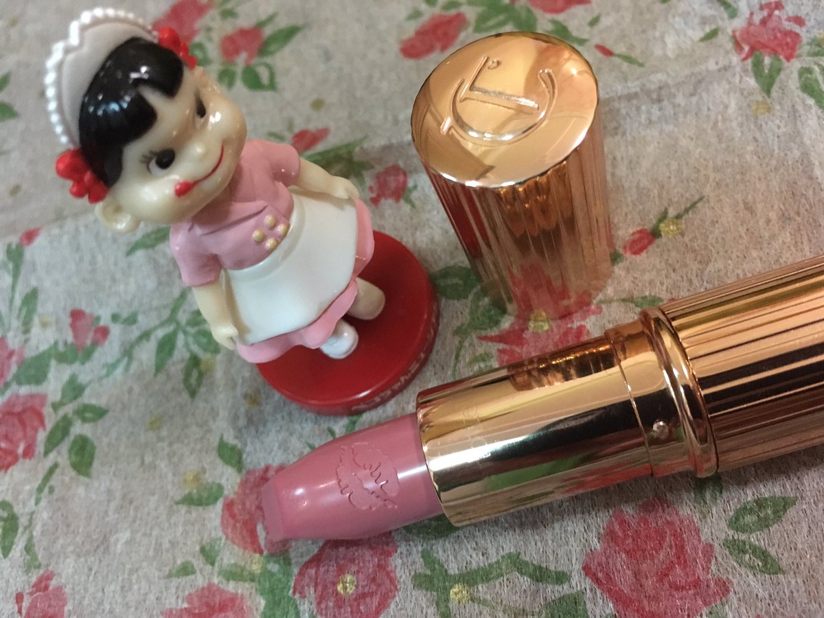 wuhonglian831's tweet photo. My #Charlottetilbury #lipstick #livitup #oneofmyfavcolor https://t.co/2Chbemarf8