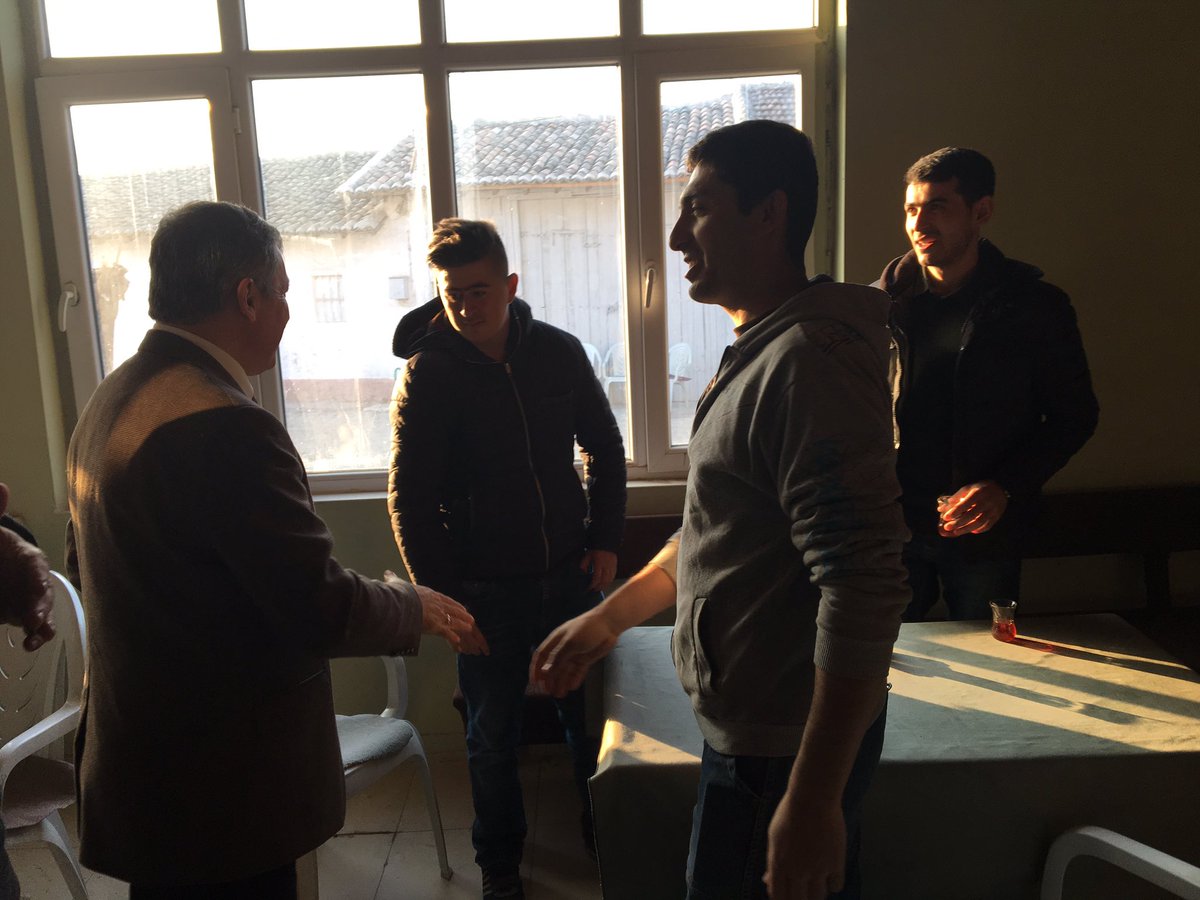 Ozdag Mobilya Izmir Kirma Masa Sandalye Takimi