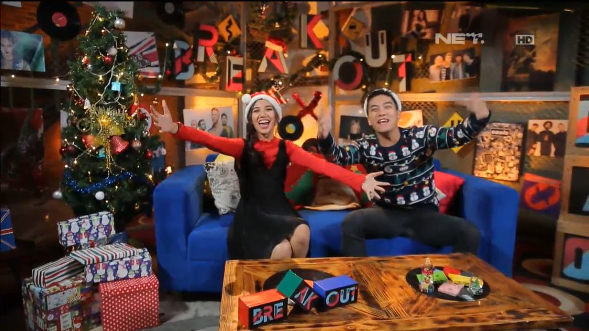 BreakoutNET's tweet image. yeaaah merry christmas everyone... #BreakoutNETChristmas