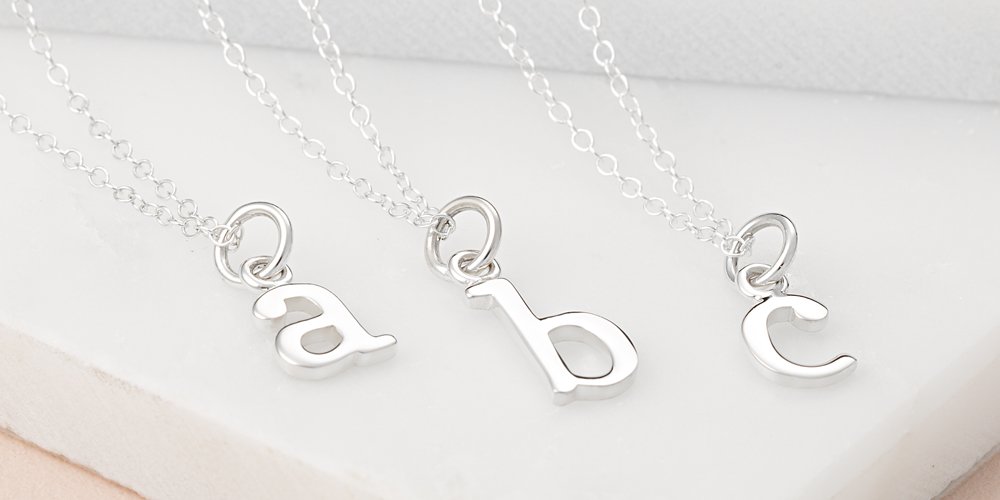 LilyCharmed's tweet photo. Psst!! Lily Charmed Jan sale is on now https://t.co/0yaDOMAaHg #silver #gold #jewellery #sale #charms #giftpicks #noqueues https://t.co/CRW1IFsOGs