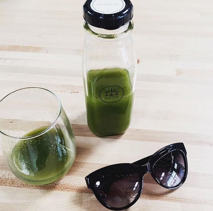 Zac_Posen's tweet photo. Time to REFUEL after all of the #Christmas treats! And the best treat? These @KenmarkEyewear sunglasses!! #ZPFrames https://t.co/dKE42Mx4dC
