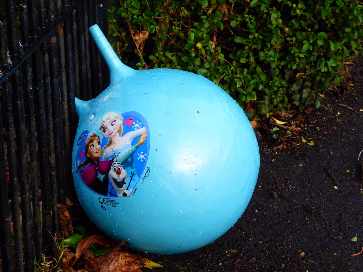 frozen space hopper