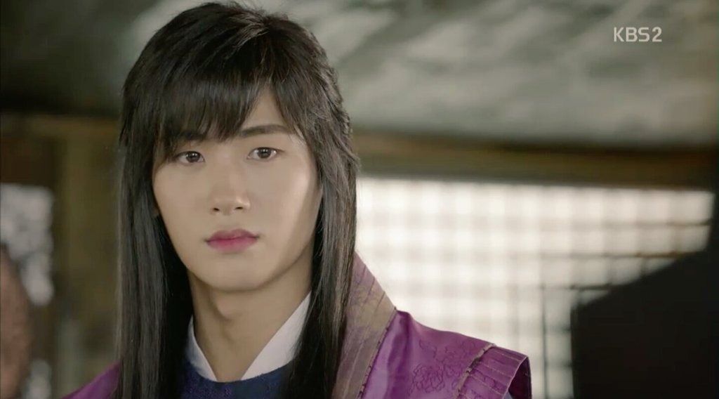 Chaohm_sik's tweet photo. Cap Ep.3 😍😍😍😍😍😍😍😍 #Hwarang #박형식 #형식 #화랑 #삼맥종 #Hyungsik #Samekjong #ขอเข้าเฝ้าเพฮาซักครู่ #ฮวารัง #ซัมเมกจง หล่อจริงจัง https://t.co/okhWoTZpFb