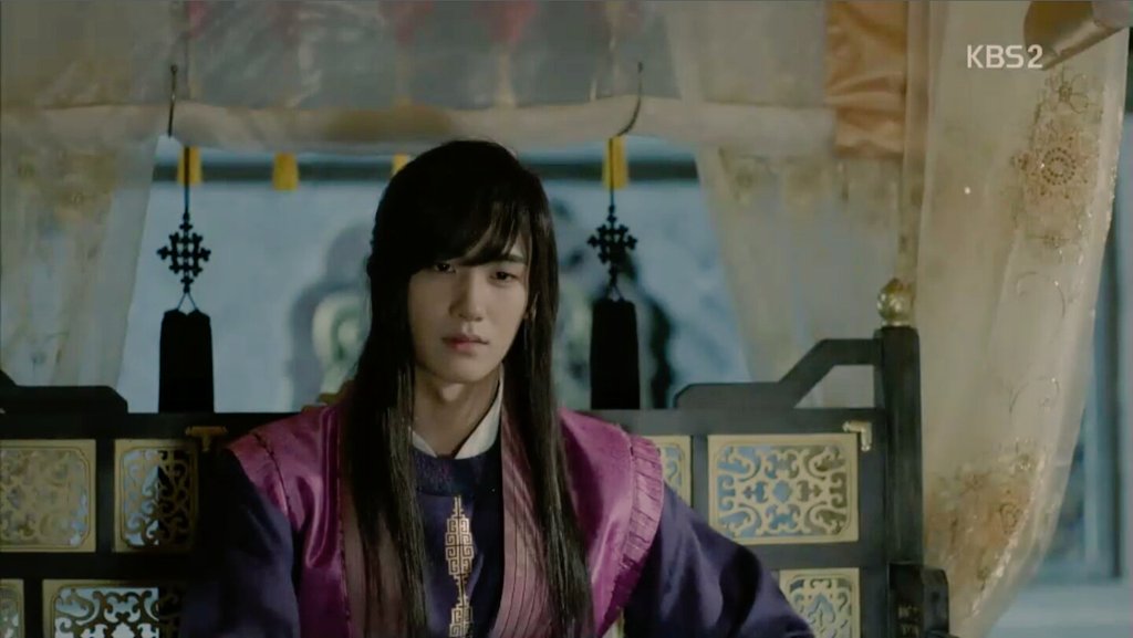 Chaohm_sik's tweet photo. งื้อออออออออ......เพฮาดีงามเหลือเกิน ขอถวายตัวเพคะ Cap Ep.3 #Hwarang #박형식 #형식 #화랑 #삼맥종 #Hyungsik #Samekjong #ฮวารั��� #ซัมเมกจง https://t.co/q3N3Y98Nai