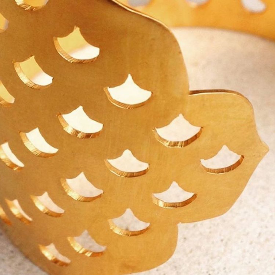 royal_hamam's tweet photo. Royal Hamam warrior woman cuff, loving the detail! #gold #shipworldwide #cuff #boldingold #luxe #femalefounders #Entreprenuership #love https://t.co/7Fgr8gX1NI