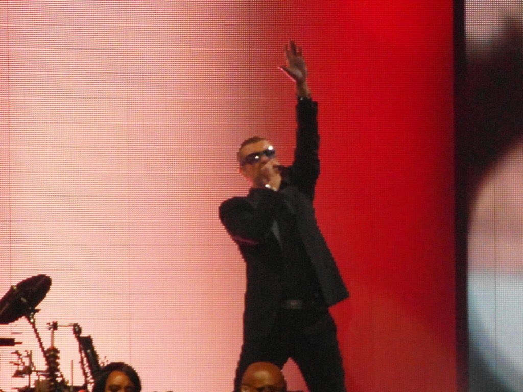 SannyBaker's tweet photo. I was lucky enough to see George in concert many times, this was the last picture I took of him. #firstidol #legend #ripgeorgemichael https://t.co/9BAWbTOt5A