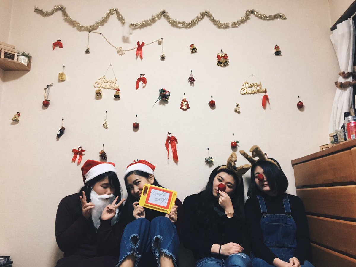 ____iam99's tweet photo. @__iam__emaaa07
買い出しからずっと笑ってた。素敵やぁ〜〜ん。来年のchristmasもいっぱい笑おな🎅🏾✨🎶🎄💃🏽👐🏾🍾🎂💫⛄️🍕🍗🎀
#yesterday #december_25 https://t.co/zFMFiUlc2J