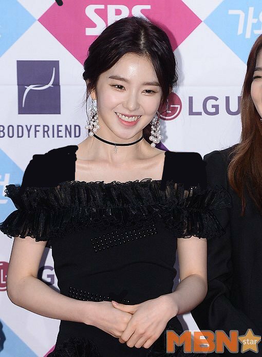 baejuhyunx_'s tweet photo. #ireneprotectionsquad ๐ https://t.co/zC5ck8VrXD