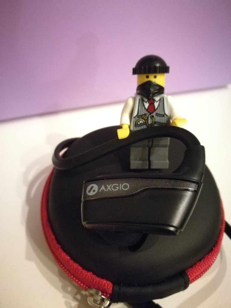 AxgioTech's tweet image. Someone trying to steal my #AXGIO #Backfit #headphones! Get your own!