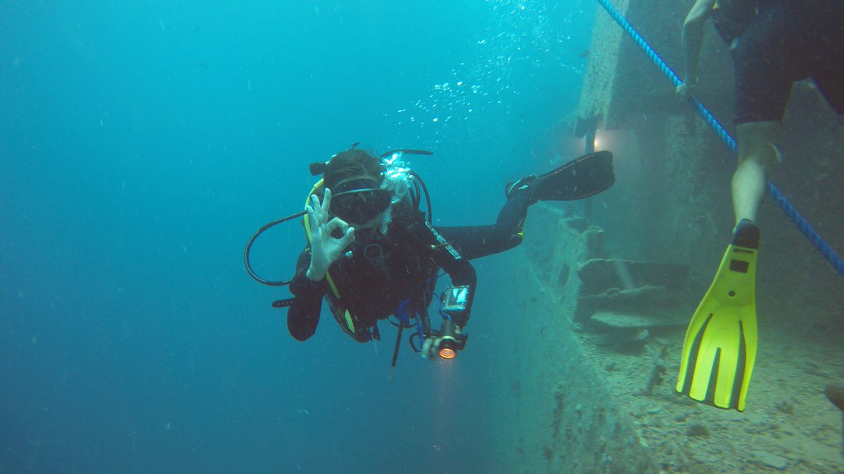 #diving #missthismoment #wreckdiver #scubadivinggirl #eudiselfie2017 #sharmelsheikh #redsea #divinglover #thistlegorm #cressi #diveglobal