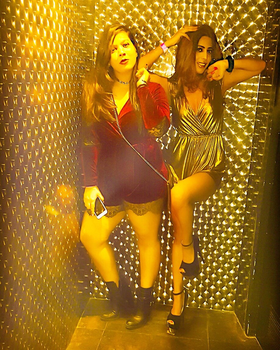 princessmeteor1's tweet image. Twinning with my baby sisso for the xmas celebration...👭💜💛
Blingy Affair💛💜
.
.
.
#Niharikaaagarwal #Princessmeteor #ladkibeautiful