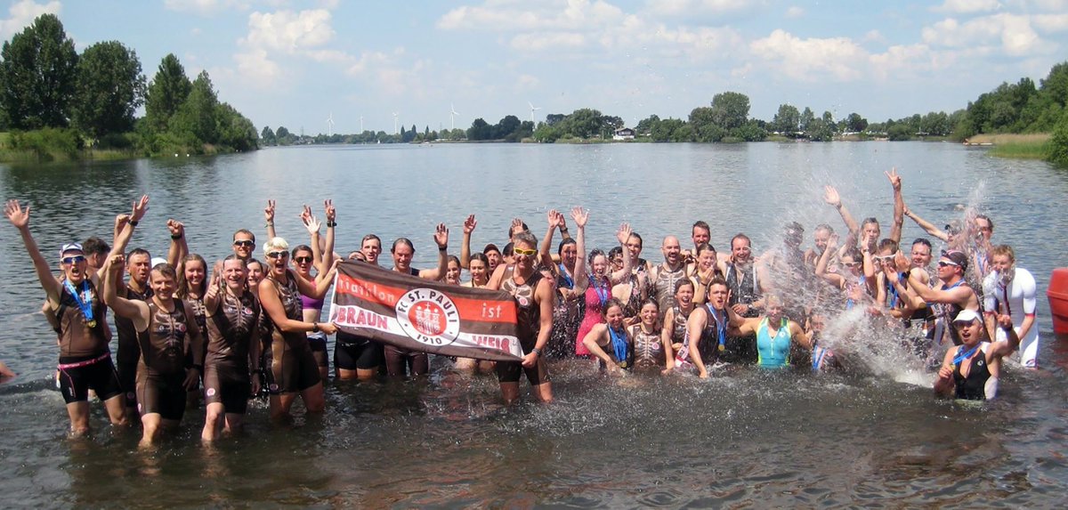 Viele Überraschungen und Neuerungen - <a href="/FCSP_Triathlon/">FC St. Pauli Tri</a> blickt auf das Jahr 2016 zurück: bit.ly/2hGHnPh #fcsp