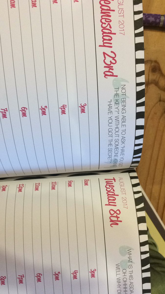 broganjane20's tweet photo. New @ScouseBirdProbs diary for Christmas but the dates all mixed up 😩 https://t.co/Y7xhgveYbZ