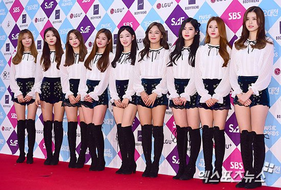 C0mS_VdUUAAiz01.jpg:large