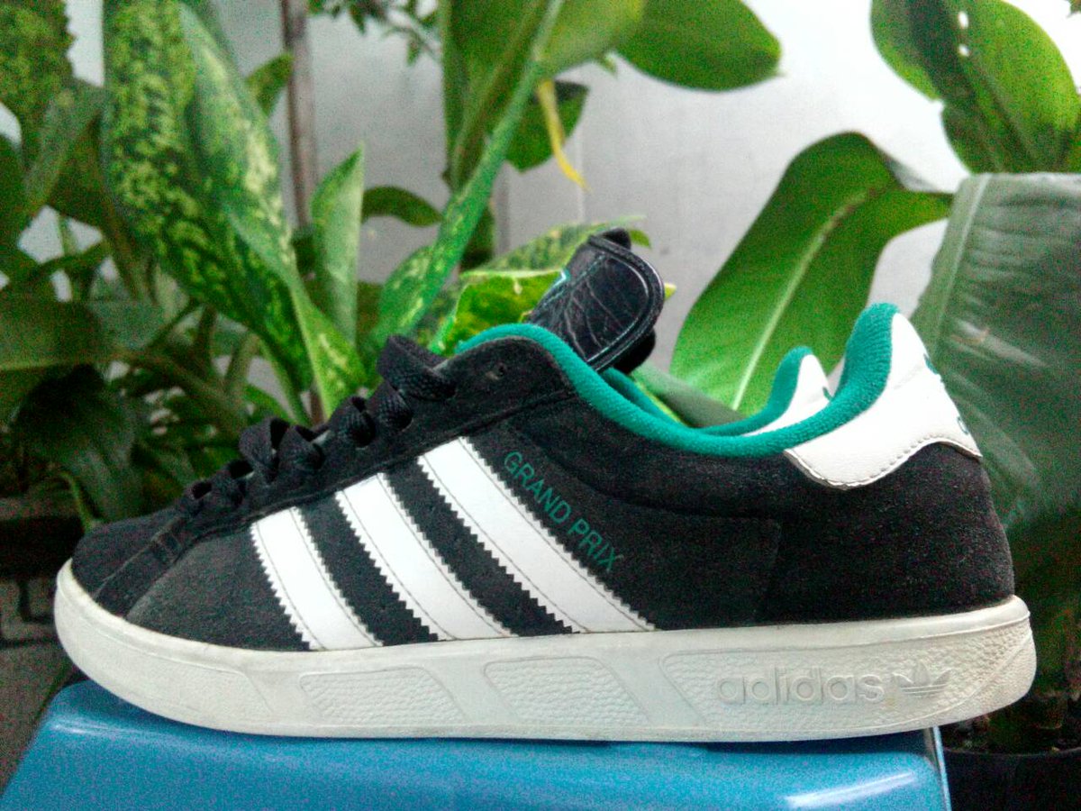 rezafahmi__'s tweet photo. @Green_Nord27 @emosijiwakucom
WTS Adidas Grand Prix sz8.price?japri aja,id: rezafahmi.
#ModalBandung #BelaPersebaya https://t.co/CvfEOHRVJe