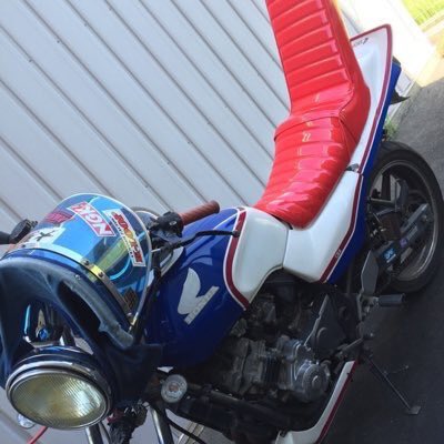 JEIDO250's tweet photo. ジェイド売ります、

XJRと交換希望です詳しくわDMで! https://t.co/9kzGvSg0bv