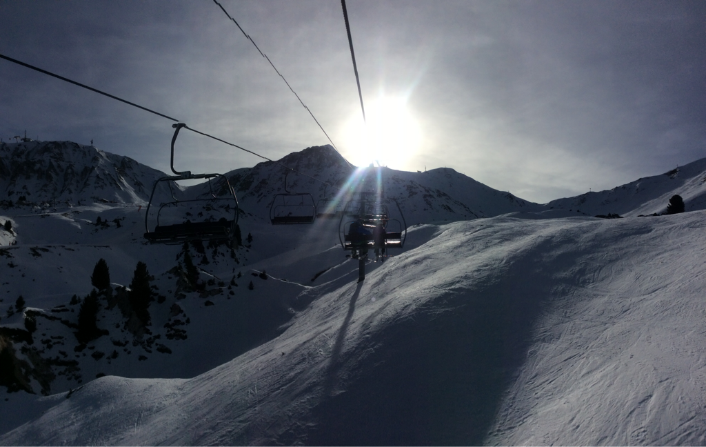 La_Plagne_ski's tweet photo. Get the verdon nord and enjoy the views of champagny when you get to the top! #repsnow https://t.co/c4fORy6l8M