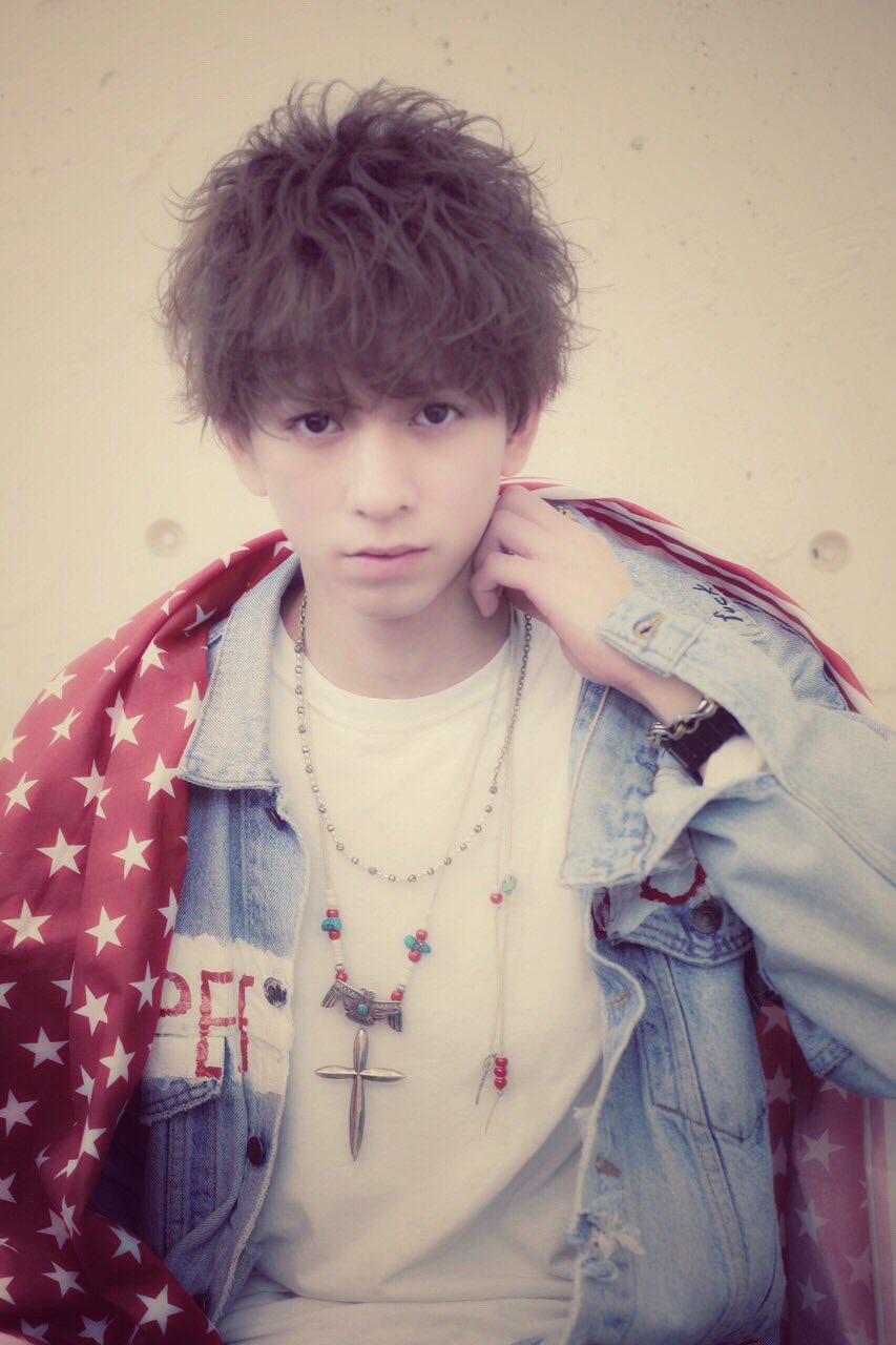 Taka Lipps 高嶋健司さん ブラストマッシュ いつものふわふわ感とはまた違った感じ 良かったらrt フォロー 拡散 お願いします メンズ髪型 マッシュ Lipps メンズパーマ ヘアアレンジ ヘアセット Taka Lipps 高嶋健司さん ブラストマッシュ いつものふわふわ感とはまた違った感じ 良かったらrt フォロー 拡散 お願いします メンズ髪型 マッシュ Lipps メンズパーマ ヘアアレンジ ヘアセット
