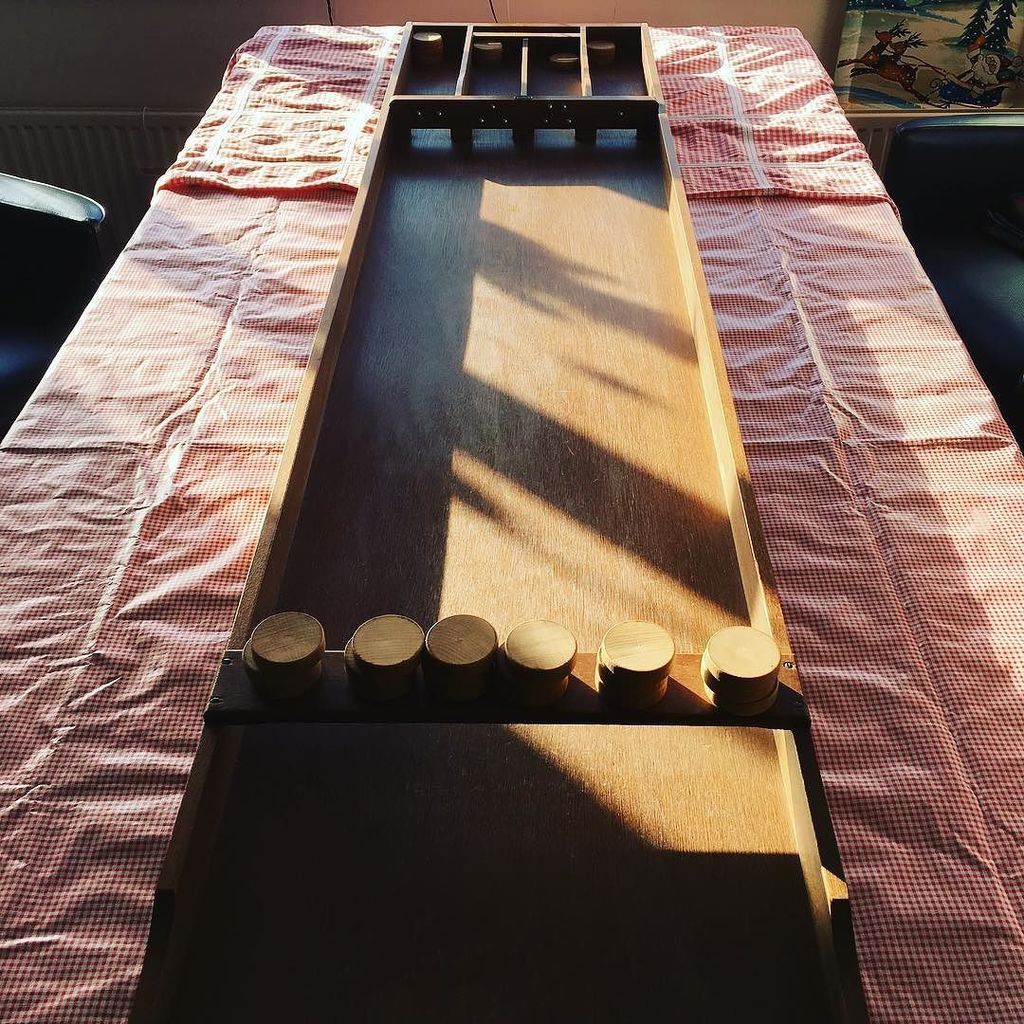 pcd1956's tweet image. #oldskool #sjoelbak #sjoelen #homasspelenassen ift.tt/2hZ9ZWV