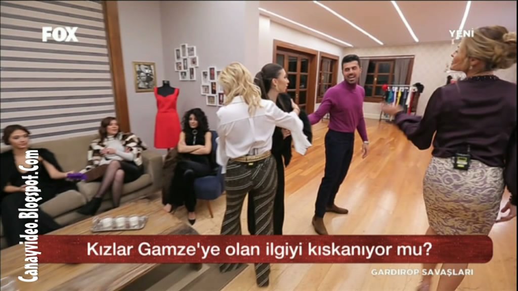 Capsvid Org On Twitter Gul Golge Gardirop Savaslari Frikikleri Yarin Canayvideoda Helenefischershow Https T Co Oppcbcm1ou