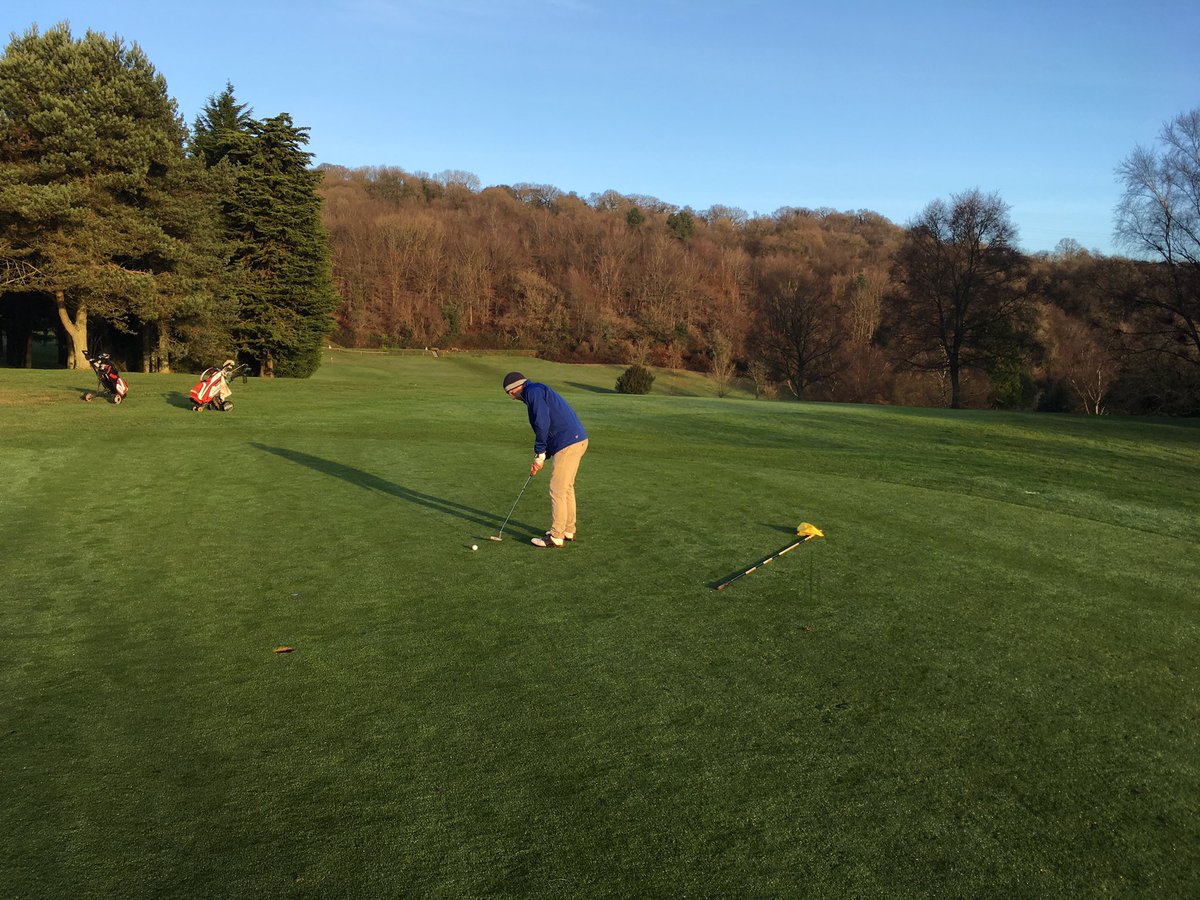 Great weather for Boxing Day golf <a href="/Llanishengc/">Llanishengc</a>