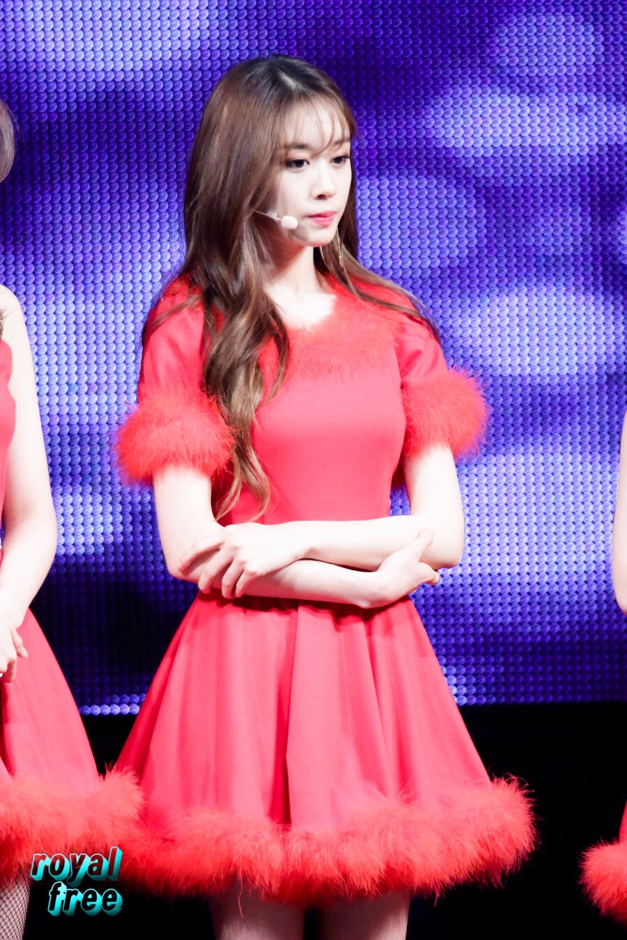 C0mlj2CVQAQJ493.jpg:large