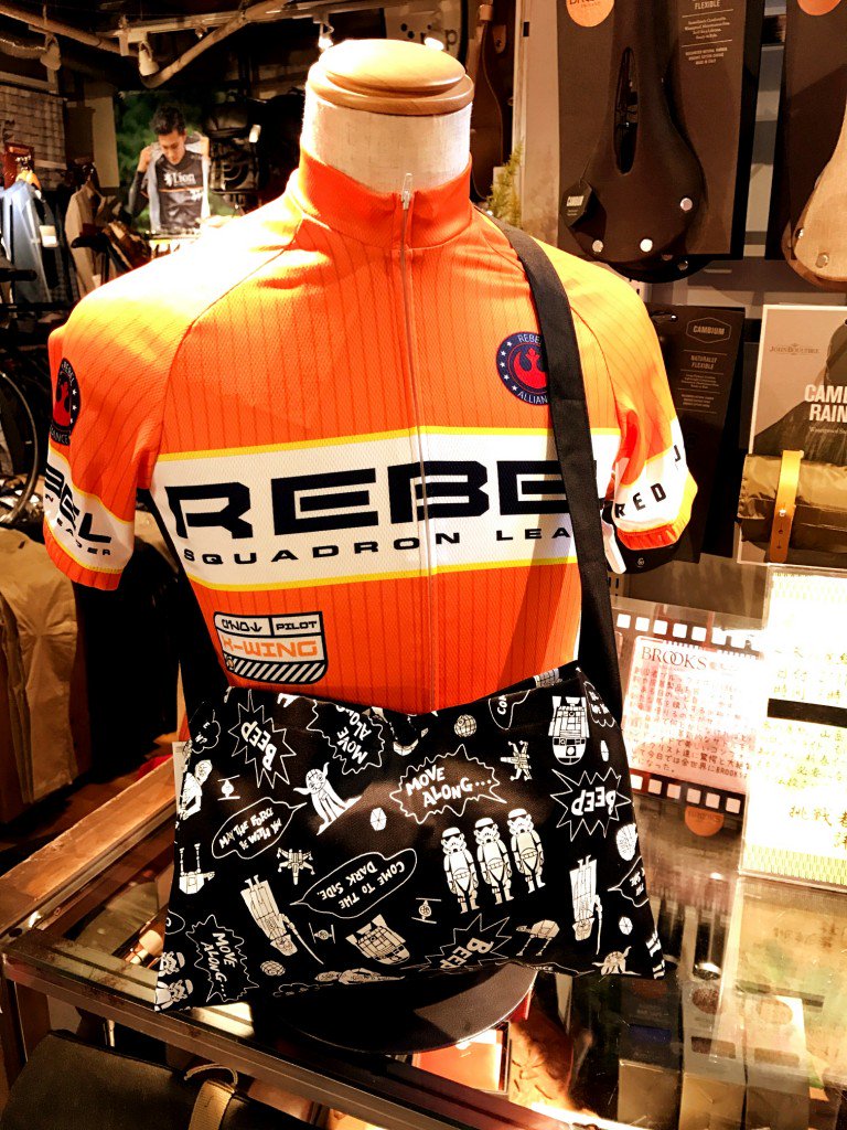 L Breath エルブレス アウトドアショップ Auf Twitter L Breath Bike 御茶ノ水店 ブログより一押しアイテムっす まあブログ見てやってください T Co Yzimdxkhry Victoria Town エルブレス カペルミュール スターウォーズ サイクルジャージ
