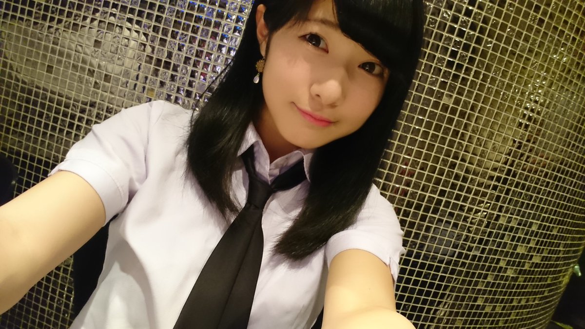 sawa_marpeko's tweet photo. 2016/12/26
B-THREE
蝶と薔薇
前物販だけでしたかパピロジェには年末の挨拶できてよかったです!
#SAORI
#RUMIKA
#NIIMA
#SHION https://t.co/5GNu9qIoEn