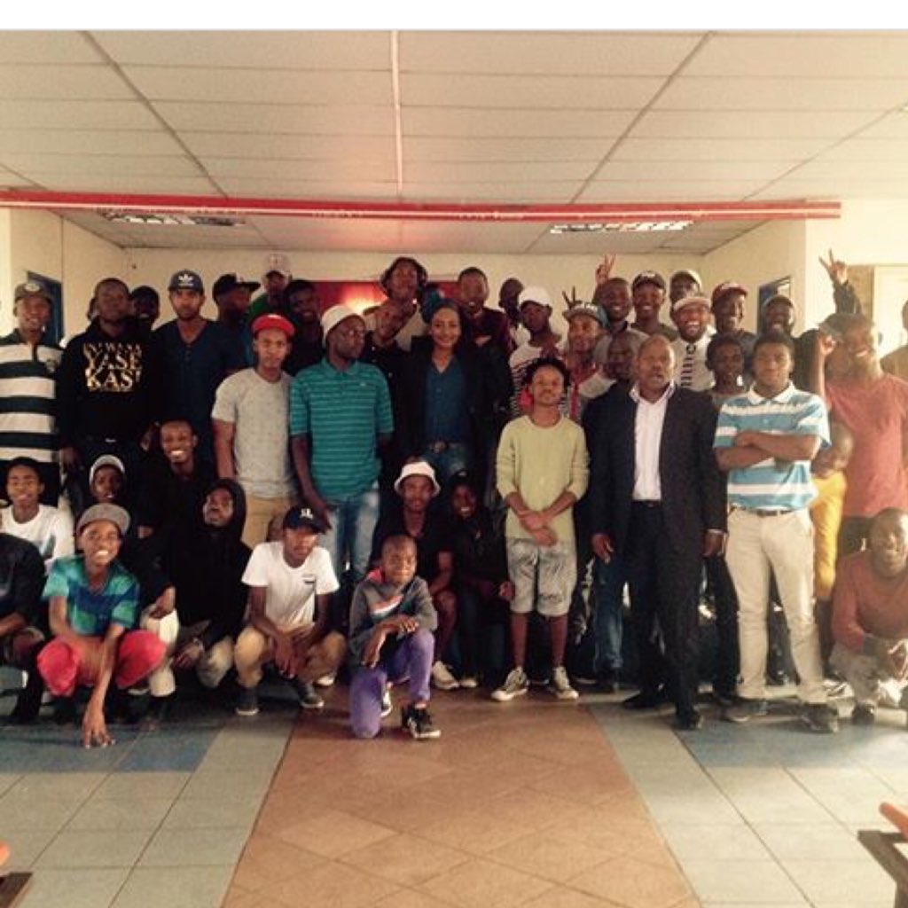 16gigafricaorg's tweet image. #Africa -Next Generation that will lead Africa. They are still under construction.They'll soon take over from African Leaders.ALUTA  #16GIG