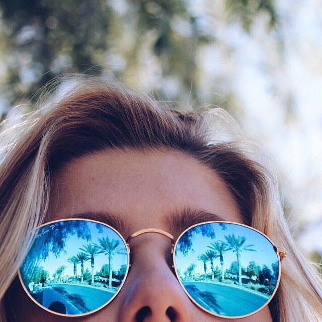 grlfrndfactory's tweet photo. Holidays got me feelin' like | ☁️🌴🌴 #christmasholidays #girlfriendfactory #happymonday #picoftheday📷 #california https://t.co/mbJ7wACUx2