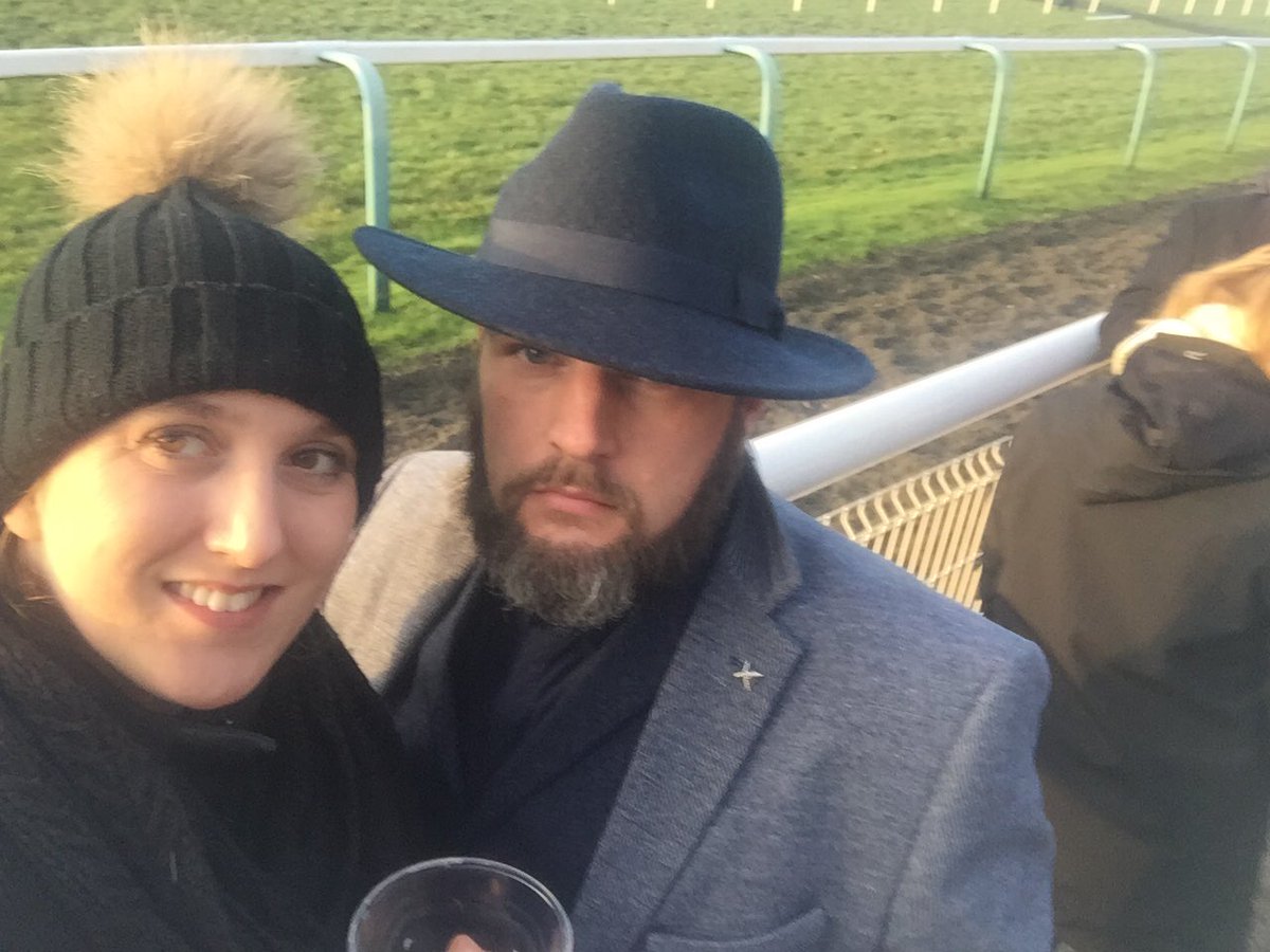 Boxing Day racing at fontwell 🐎