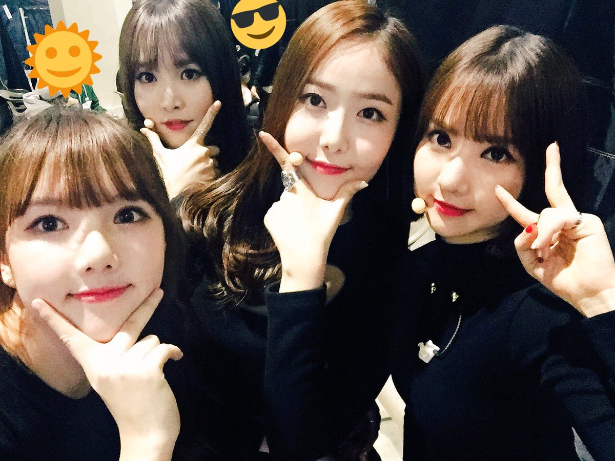 여자친구 #GFRIEND #예린 #은하 #유주 #신비 #BadgirlGoodgirl 📸 멋있죠?😎