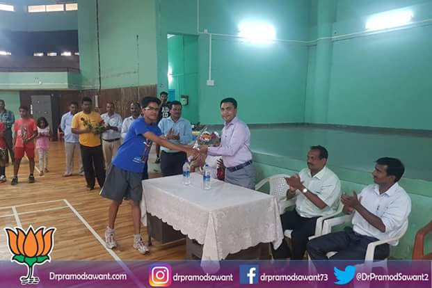 DrPramodPSawant's tweet photo. Renovation of Multipurpose Hall at Sankhali Goa
Powerd by: #ominfinity
#youth #sankhali #drpramodsawant https://t.co/s4HnqchhPG