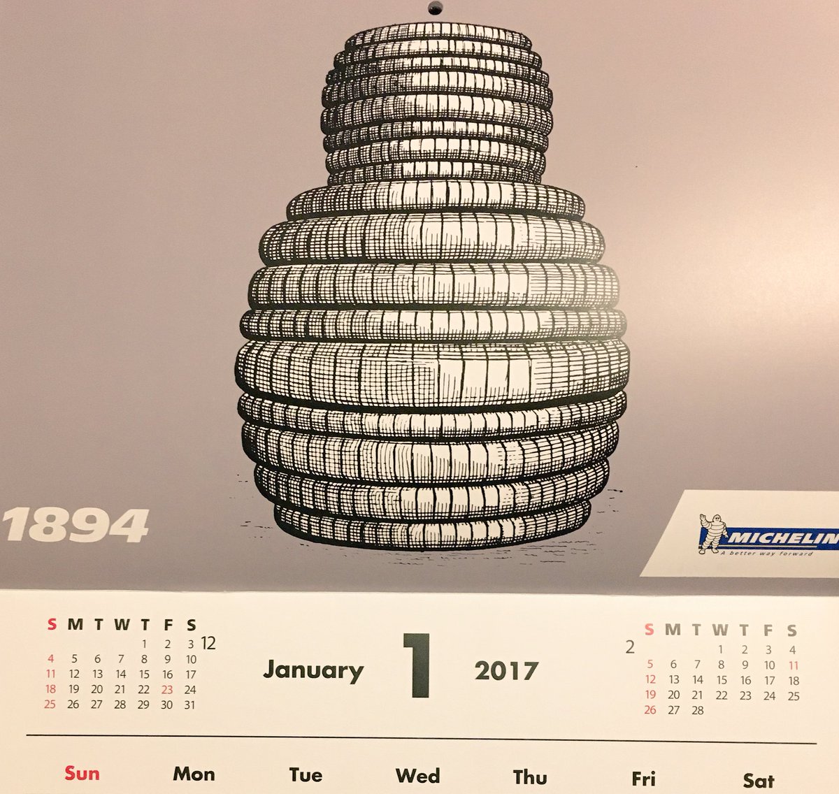 ミシュランマンの14年から始まる形態の変化が衝撃的すぎて笑える 第一形態ムリすぎ Togetter ミシュランマンの14年から始まる形態の変化が衝撃的すぎて笑える 第一形態ムリすぎ Togetter