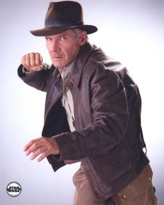 TheFordCastPC's tweet photo. Happy #BoxingDay! #harrisonford #Starwars #Indy #hansolo #putumup https://t.co/eMeZL1jYrG