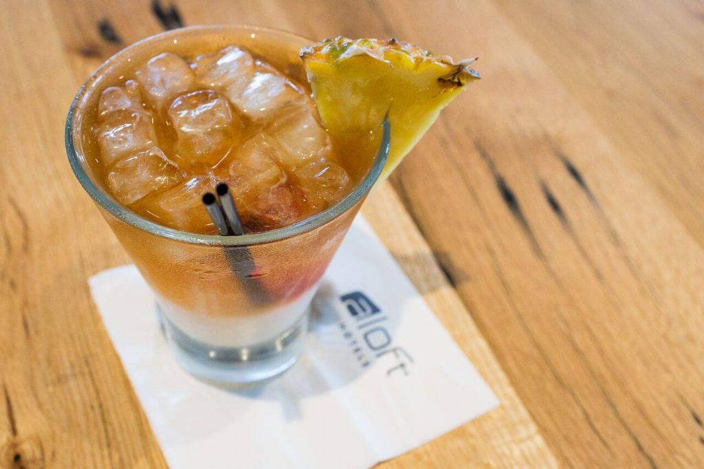 AloftHotels's tweet photo. The holidays aren't over yet! Grab some friends and enjoy a cocktail at W XYZ Bar. https://t.co/F1m4toH2zN