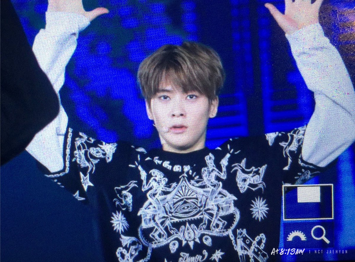 at813am's tweet photo. 멋져멋져 부셔부셔 ㅠㅠ

#재현 #NCT127 #JAEHYUN https://t.co/brR8NsNaQB