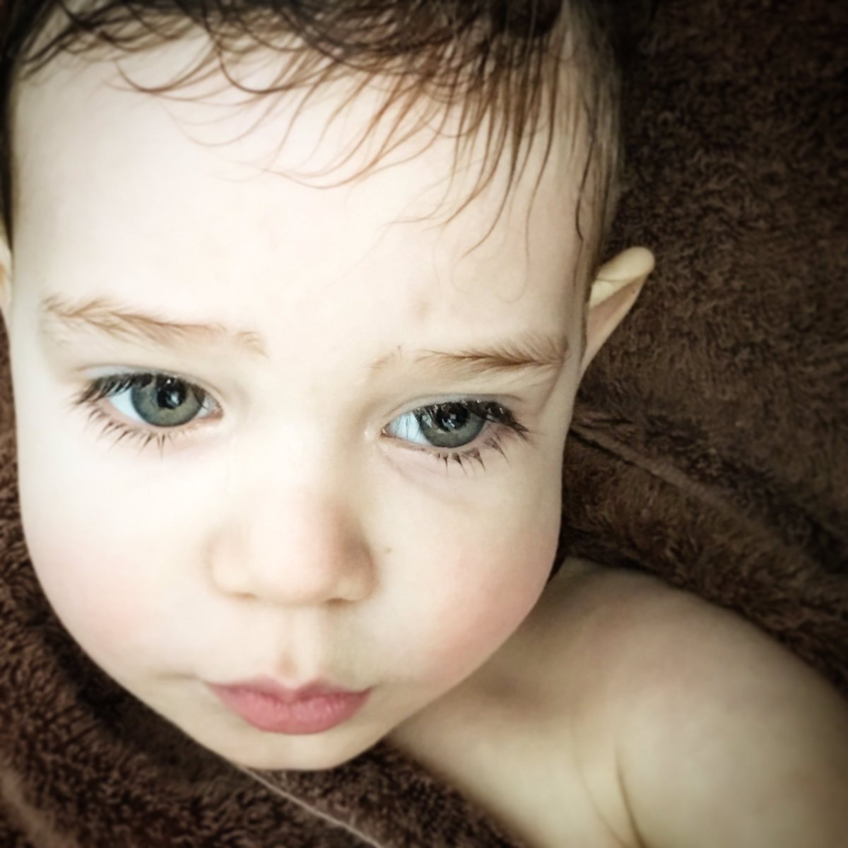 LT28Joseph's tweet image. Looks like Mom #nofilter #nomakeupselfie @COVERGIRL #thoseseyes