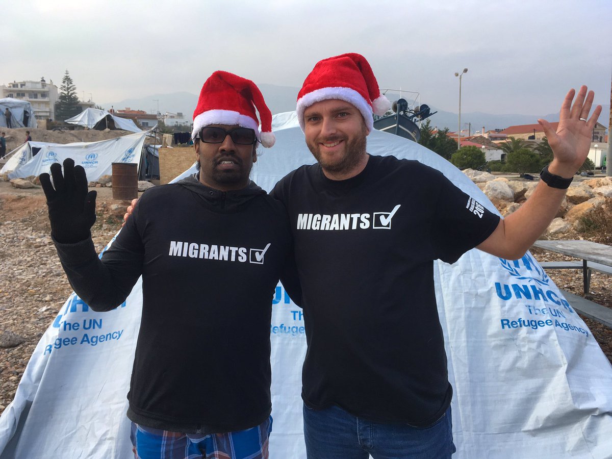 wilburworldwide's tweet image. Vrolijk kerstfeest Gelukkig nieuwjaar!!!! With simple superstar Dutch friend @jer03n #chios #refugeeswelcome