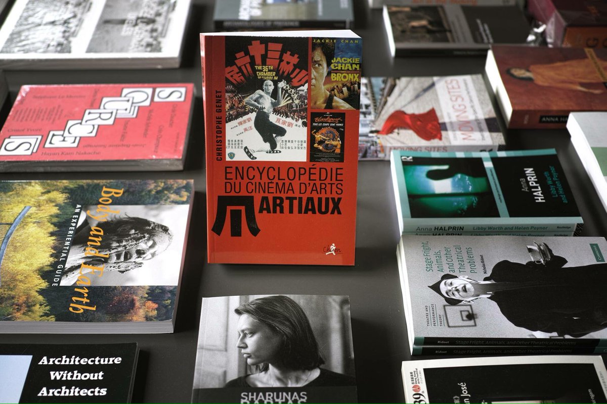 Pick of the day - new arrival of books for sale at Dawawine
Encyclopédie du cinéma d'arts martiaux
 + de 3 000 films et séries #martialarts
