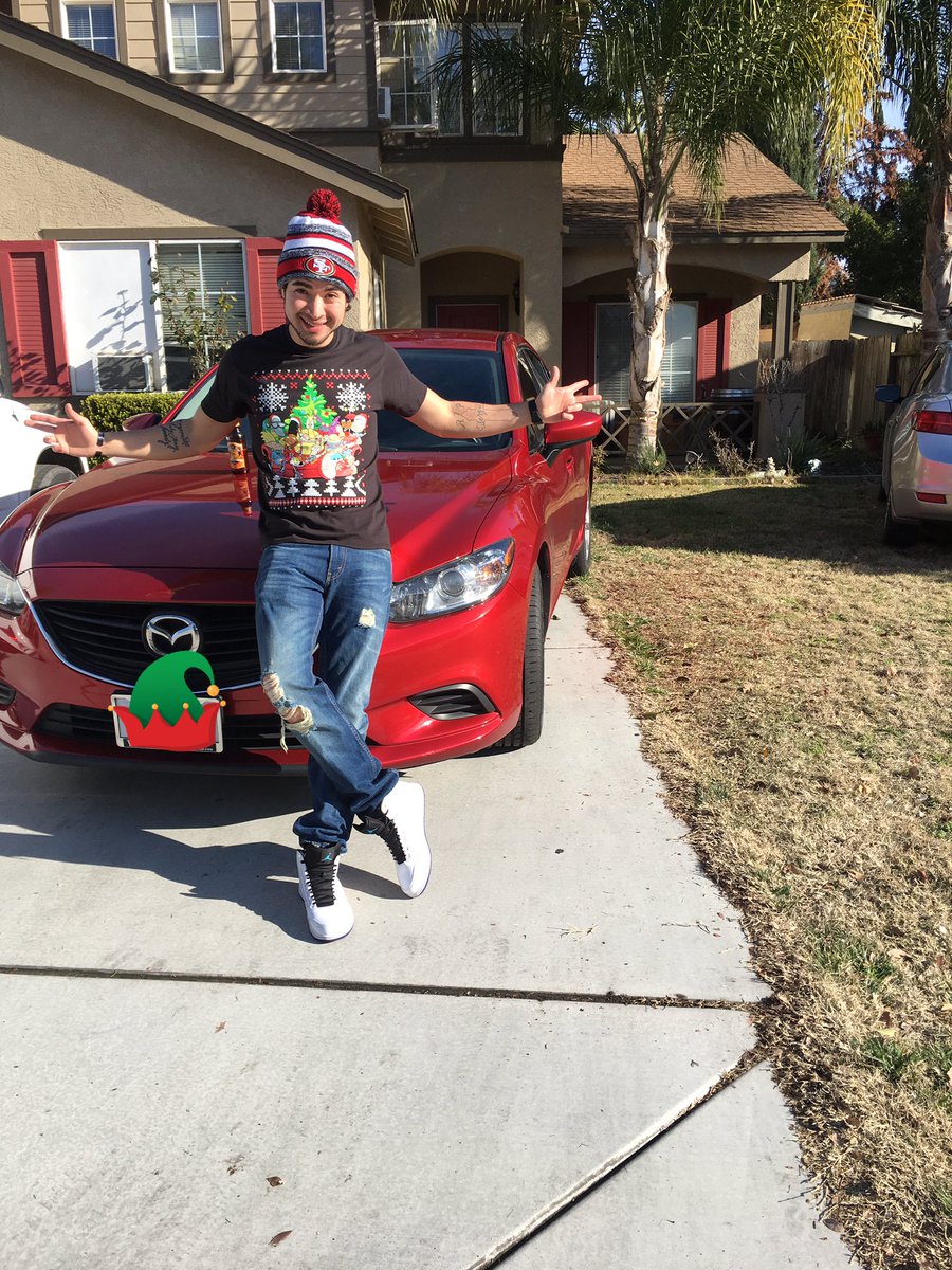 Jennifergaribae's tweet photo. My brother wanted me to take pictures of him and his new car... but he didn't get me anything for Christmas so I did this. https://t.co/7wbWcSHy1R