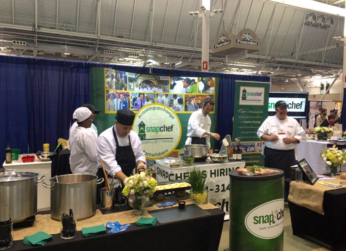 Snapchef's tweet photo. #2016 SnapRecap: 
SnapChef is recognized with the @NRAShow @NEFoodShow Booth of Excellence Award. 
#culinary #jobs #cookingupchange https://t.co/9p6kUWOS6N