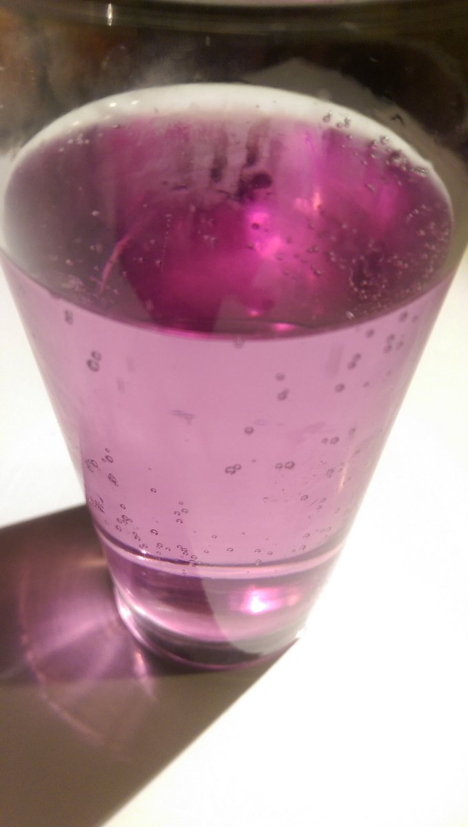 darling_deborah's tweet photo. Miss Darlings finest infused metamorphosis gin :) #gin #infused #homebrew #ginandtonic #dwinks #cocktail #fentimens https://t.co/6GqcPi9Urv