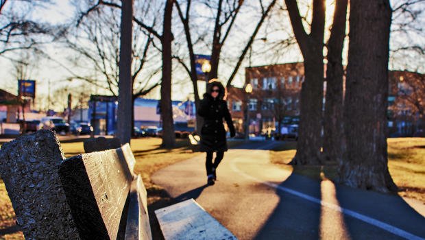 OpenIDEO's tweet photo. Creative block? Take a walk. Studies show that a quick stroll &amp; a dose of sun can save your creativity: https://t.co/xfrUKyGqtG https://t.co/ap5y6X4Wna