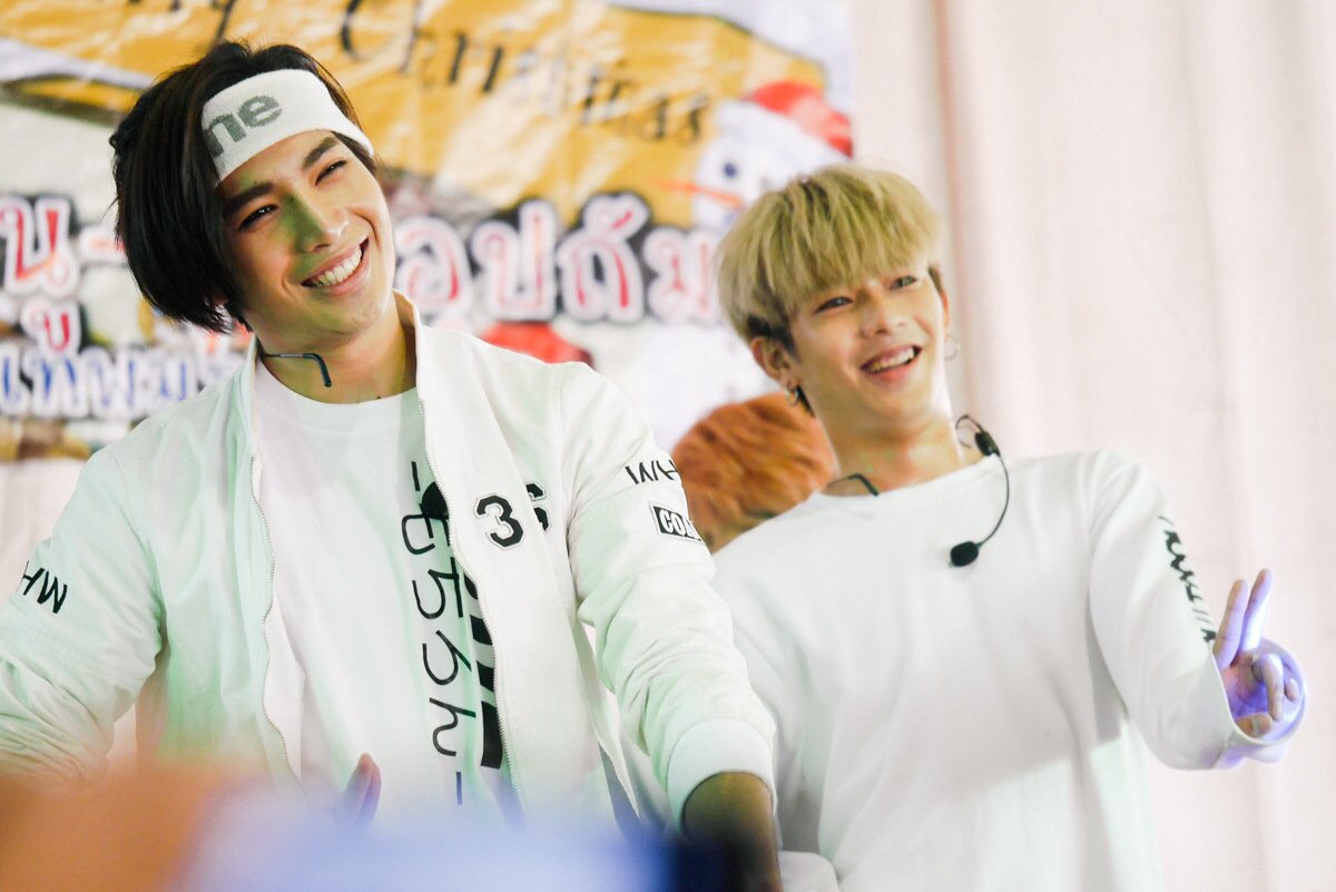 316_official's tweet photo. ในปีใหม่ที่จะถึงนี้ Three One Six จะไปSchool Tour ให้เยอะกว่าที่ผ่านมา อย่าลืมรอแล้วมาดูว่า พวกเราจะไปโรงเรียนไหนบ้างนะครับ https://t.co/JrspFCaoCq