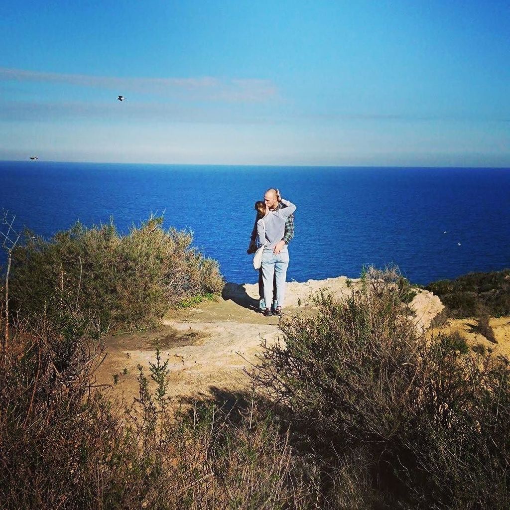 daria_taylor's tweet photo. Love. Peace.Happiness. Sunshine &amp; Lots of Hugs = A Very Happy Christmas with @blog.malarke… https://t.co/BcbBu3E6eh https://t.co/Lks53VBsSa