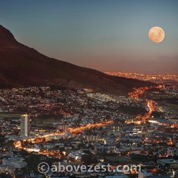 abovezest's tweet photo. Intersecting the Indian and Atlantic #Oceans, South #Africa is considered as the adventure capital of the #world https://t.co/7VF1hynmdB https://t.co/GbHR3emxAa