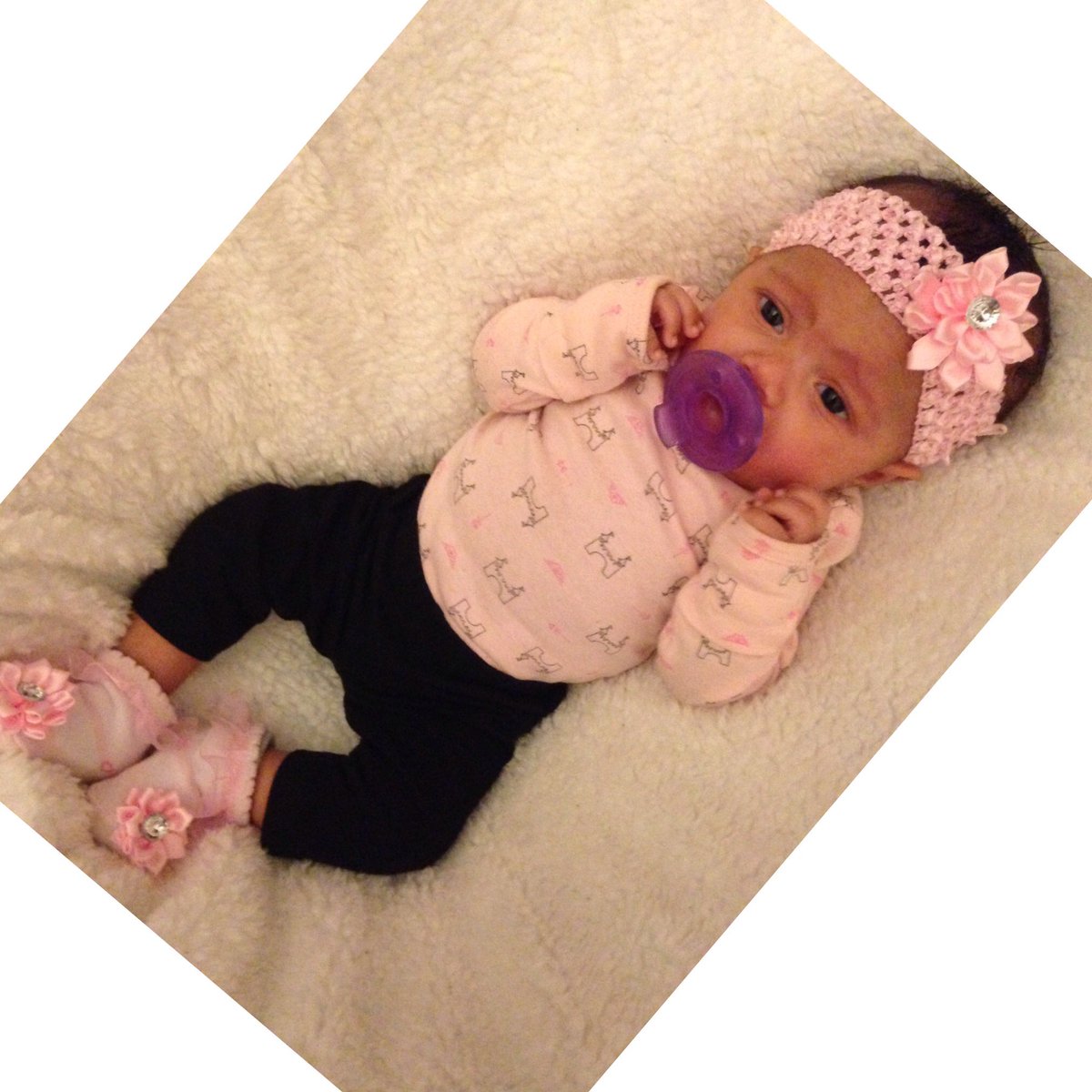 Da_boss_95's tweet photo. Princess Briella Rose 👸🏽👑🎀 https://t.co/ipL7jC5HP9
