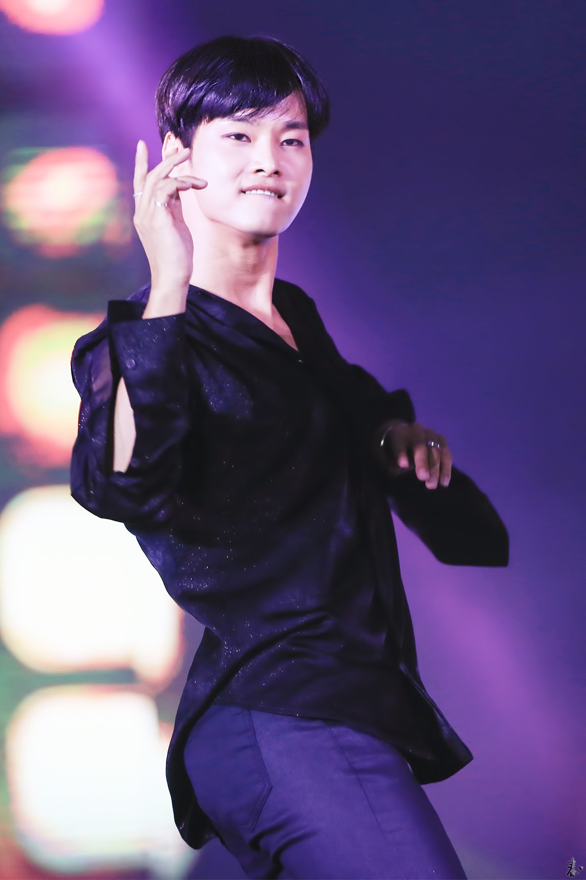 C0oO7StVIAAfJx2.jpg:large