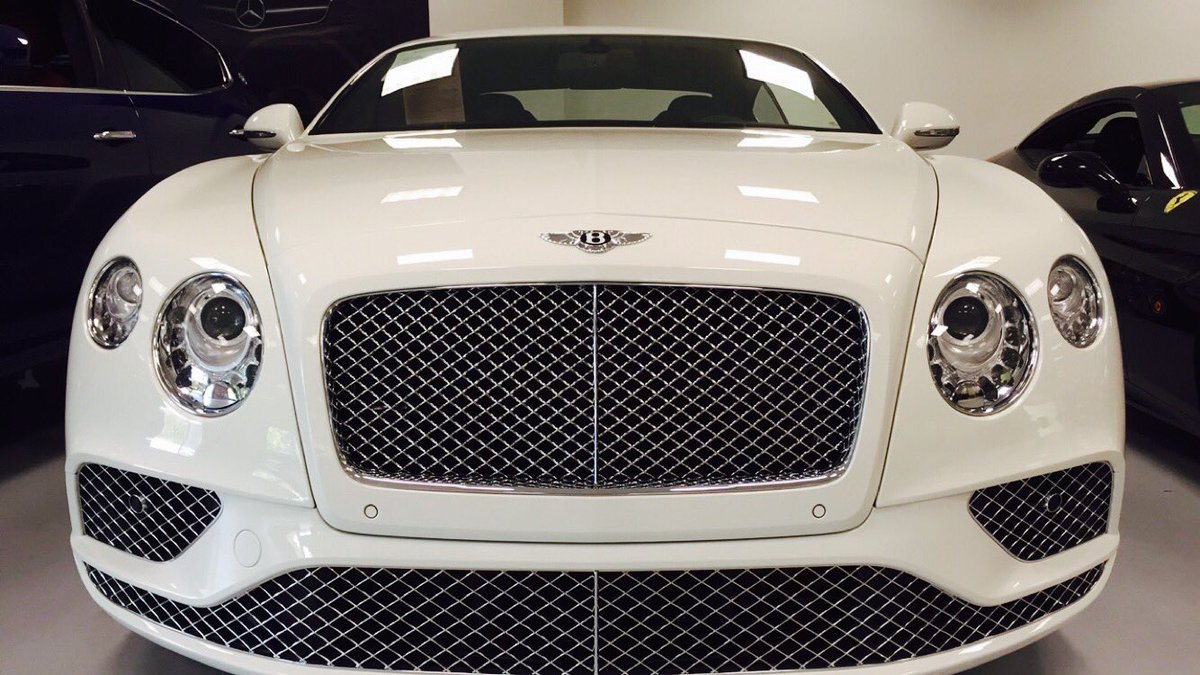 CarGoals__'s tweet image. The business man